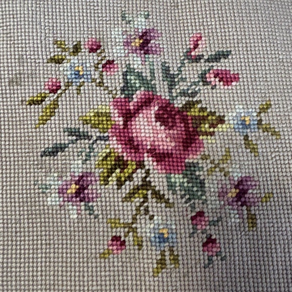 Tapestry embroidered vintage seat cover size 20X10" - Picture 2 of 3